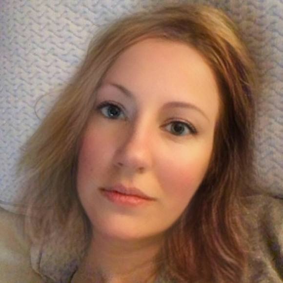 Meet your Posher, Jenna - Picture 1 of 1